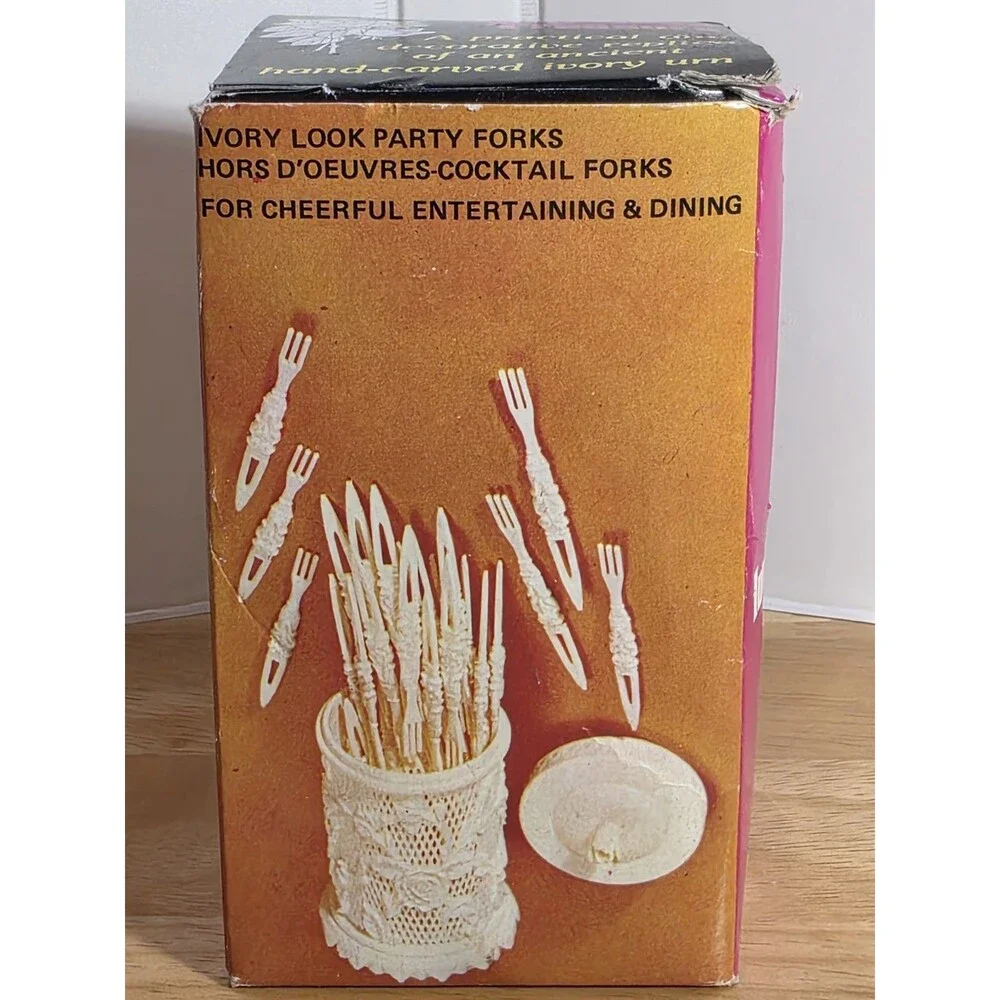 Vtg Ivory rose Treasure Container part sticks